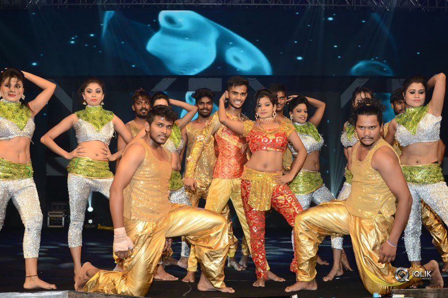 Fashion-Designer-Movie-Pre-Release-Function